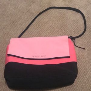 Victoria’s Secret cooler bag